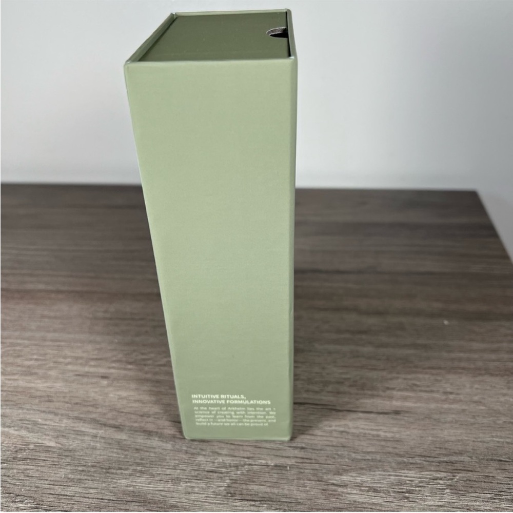 Arkhelm Saffron & Basil Organic Gentle Face Cleanser - Picture 4 of 8